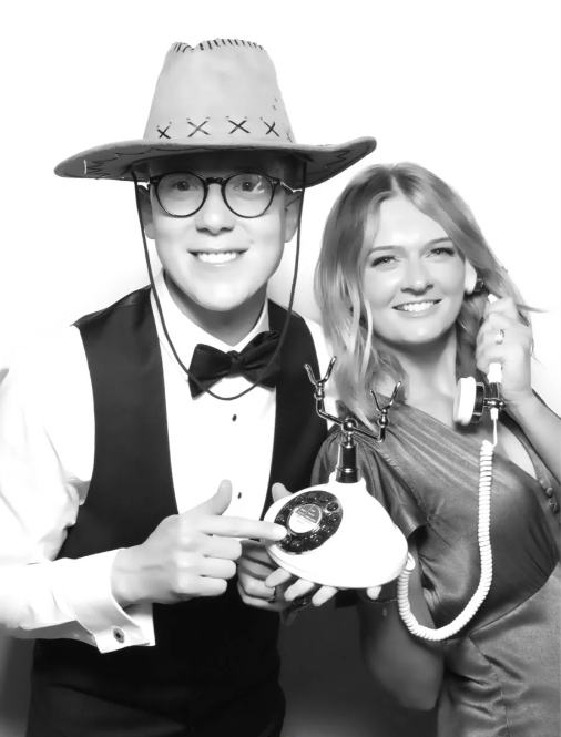 Glam photo booth rental services