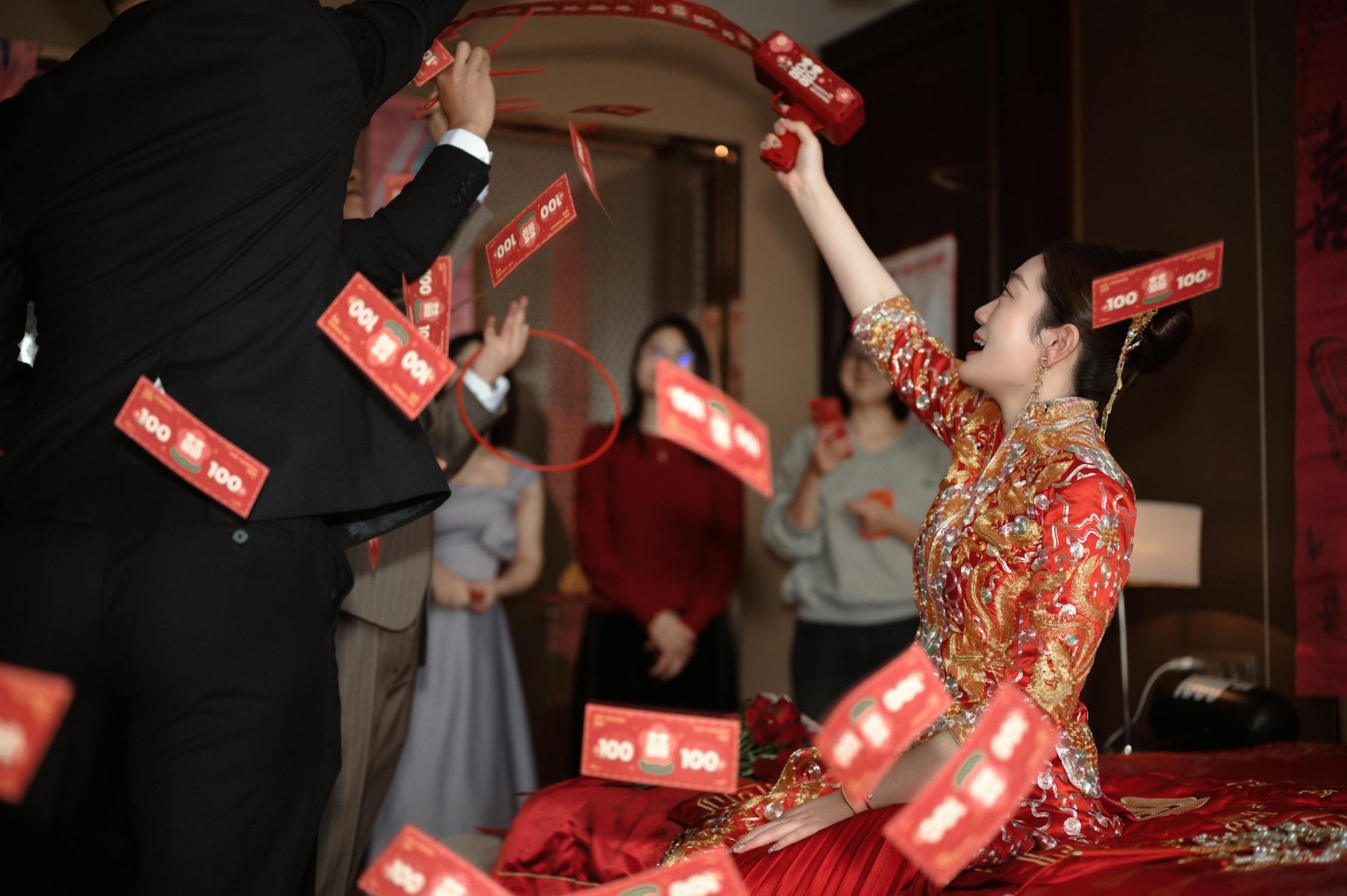 9 Creative Ways to Use a 360-Degree Photo Booth at Your Next Event