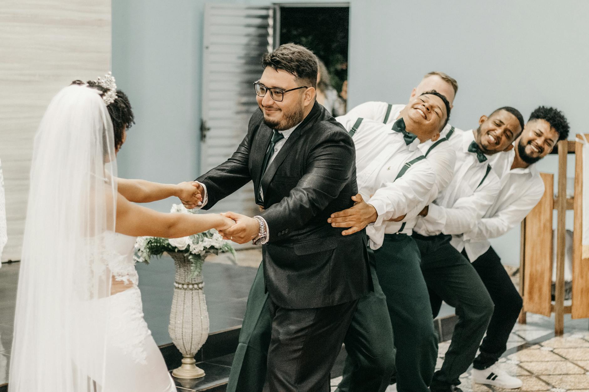 How to Plan the Perfect Wedding Photo Booth Experience in Tempe