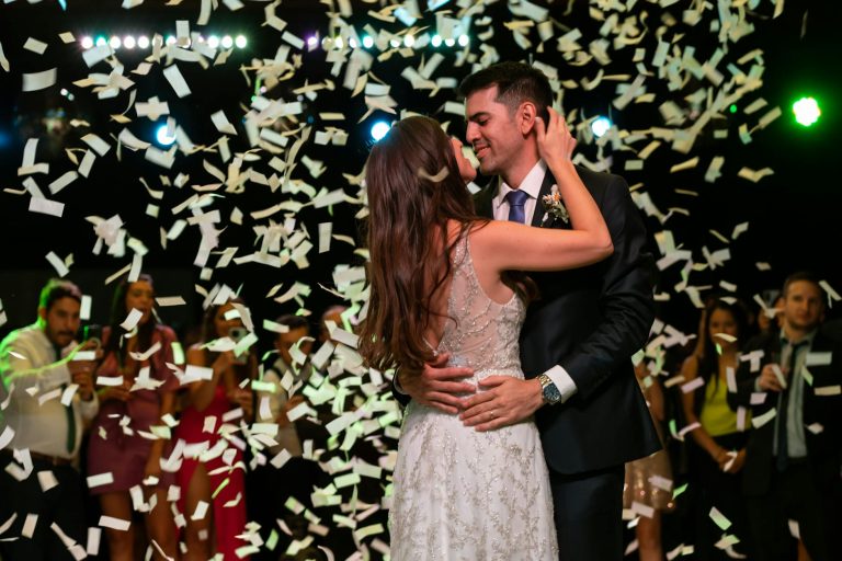 10 Ways a Photo Booth Rental in Simi Valley Turns Any Event Into an Unforgettable Experience
