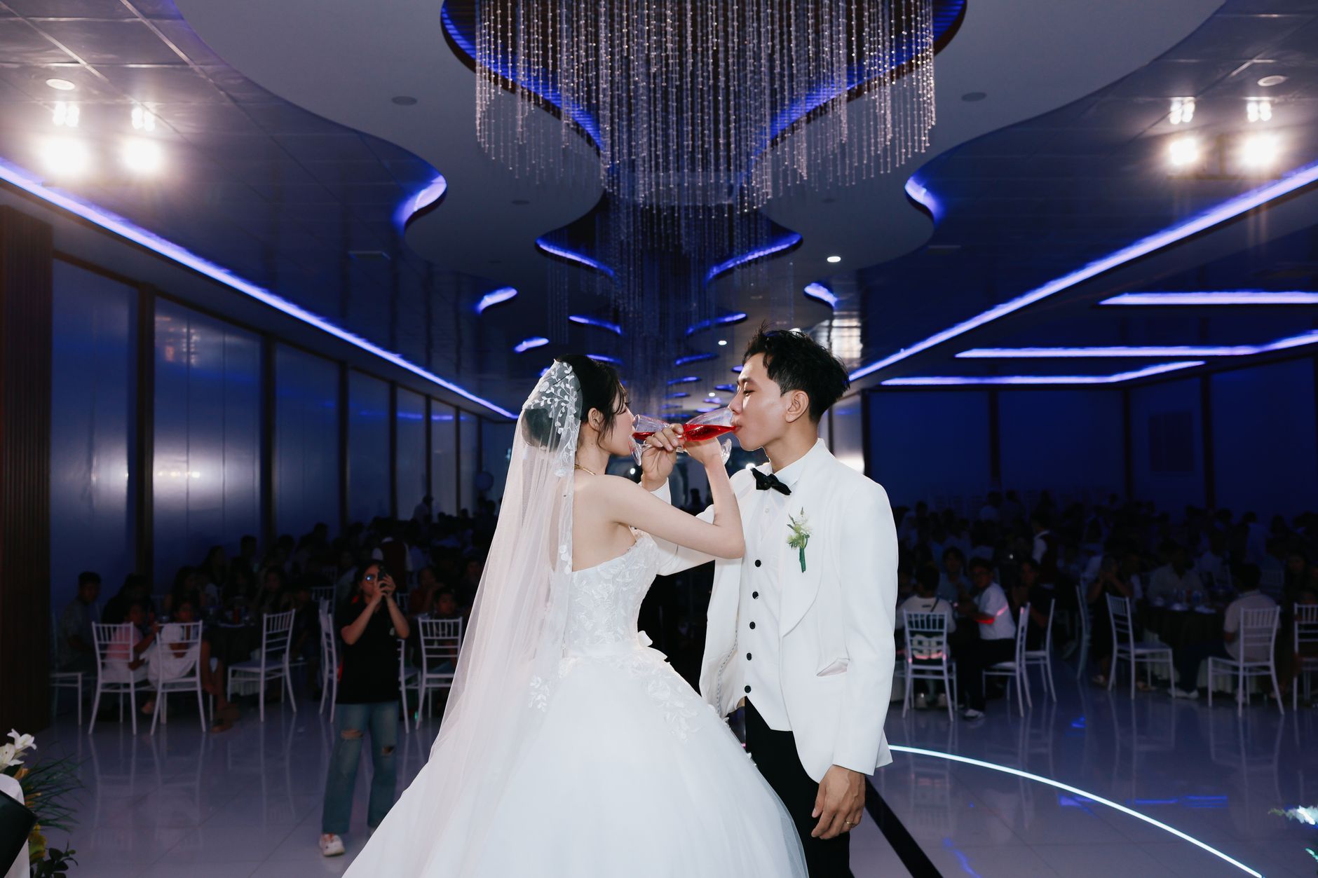 How Much Is a 360 Photo Booth Rental?