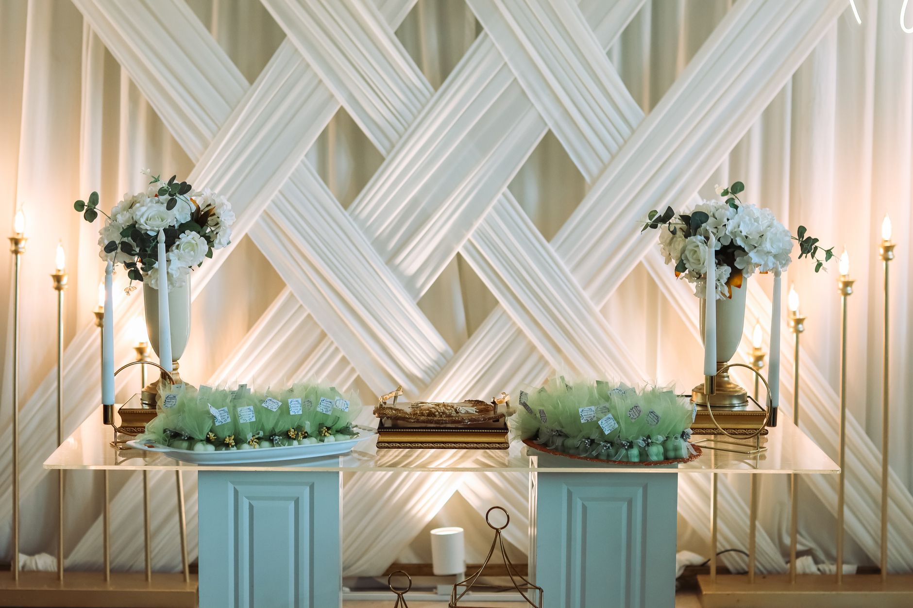 Photo Booth Etiquette in Scottsdale: The Dos and Don'ts Every Guest Should Know