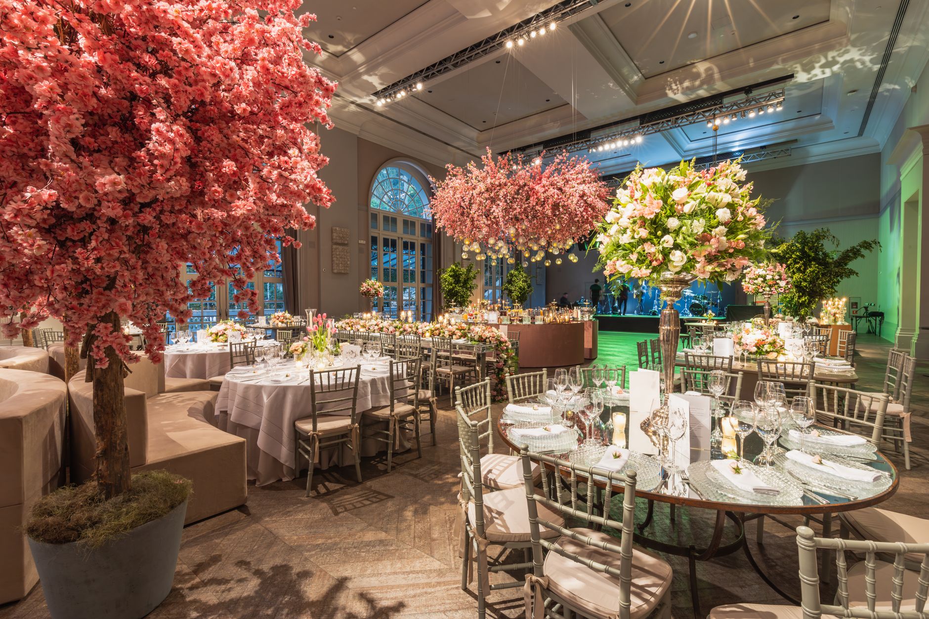 Complete Photo Booth Planning Guide for Weddings
