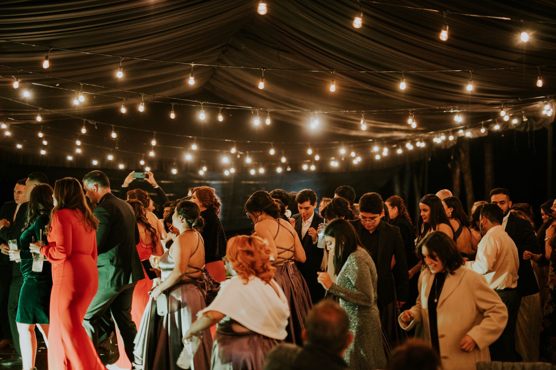 Photo Booth Etiquette in Mesa: The Dos and Don'ts Every Guest Should Know
