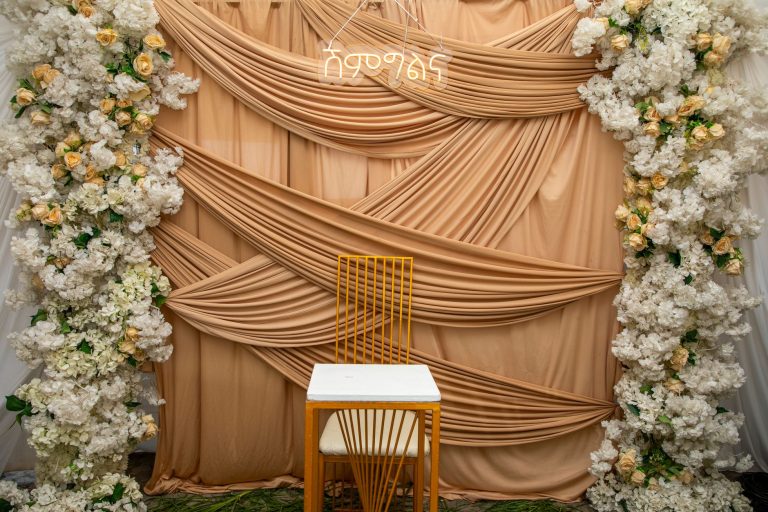 September Corporate Retreat Activations: How to Energize Your Team with a Photo Booth