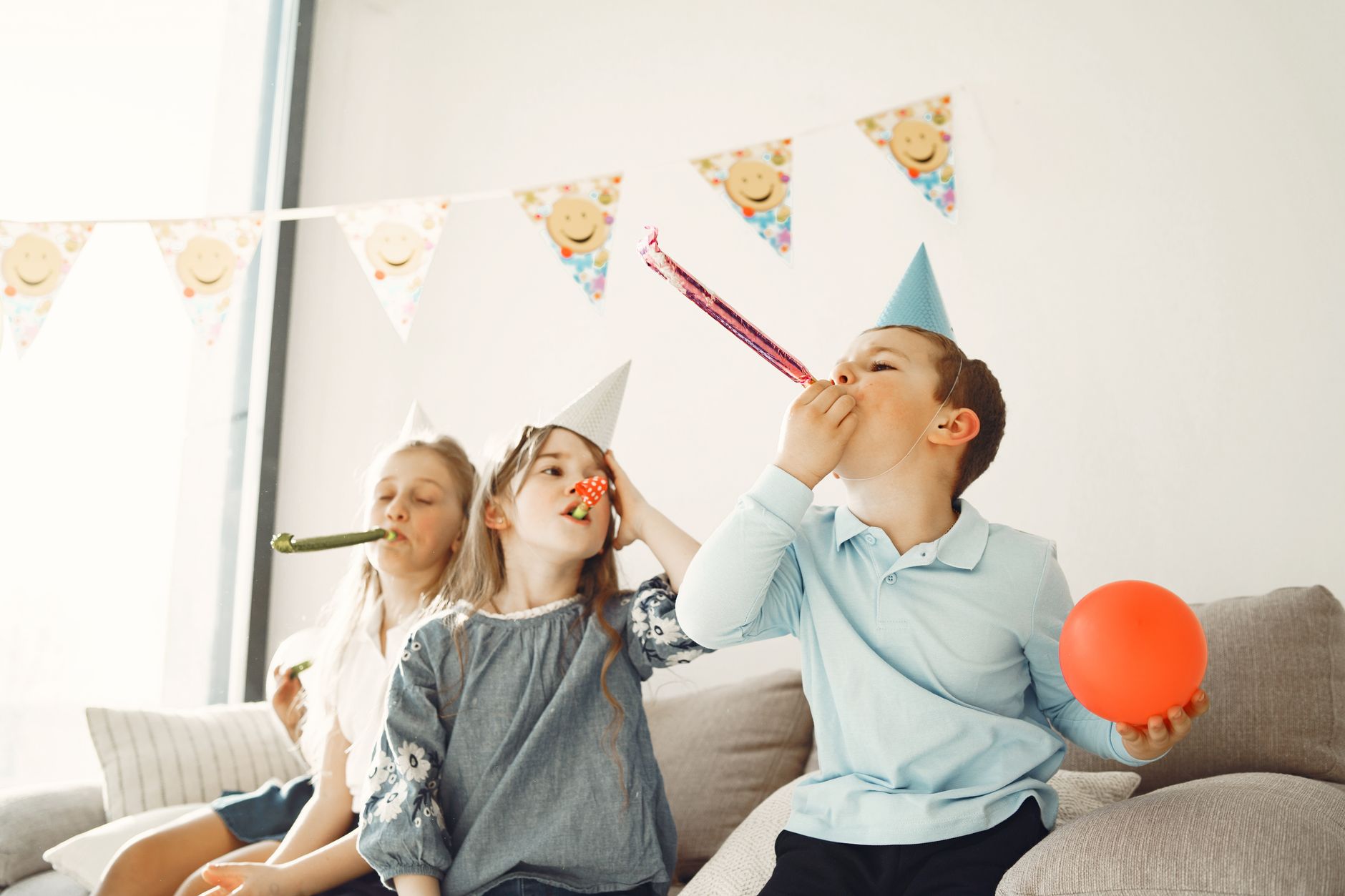 September Corporate Retreat Activations: How to Energize Your Team with a Photo Booth